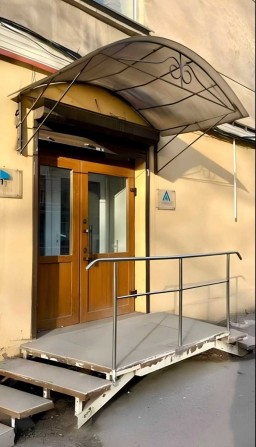 Продам фасадное помещение 60 м2. Семинарская. Напротив Политеха - фото 1