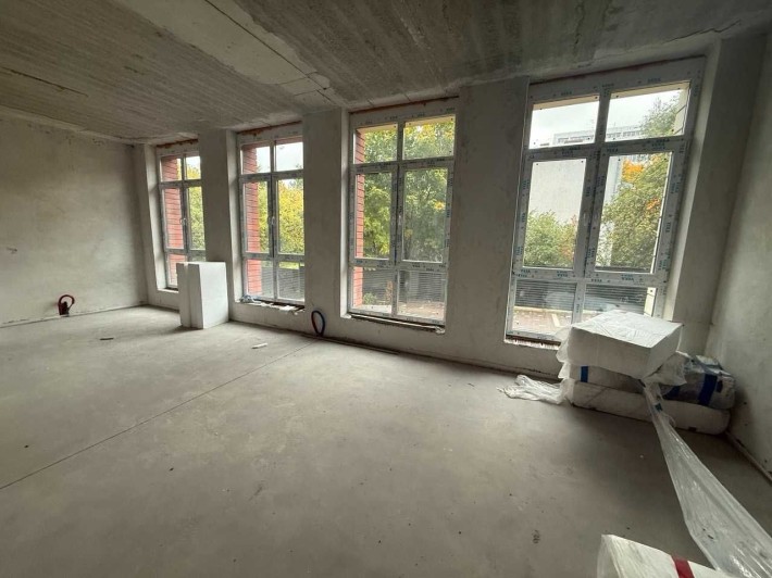 Комерція в одній із найкращих локацій міста! Чупринки 130В - фото 1