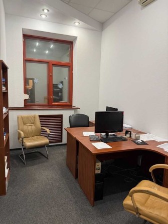 Продаж офісного приміщення 166 кв.м, вул. Гончара, 55 (Золоті Ворота) - фото 1