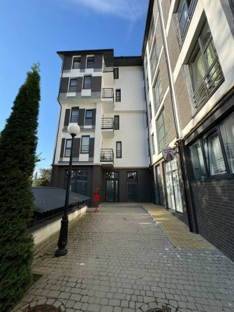 Продаж комерційного приміщення з готовим (орендарем) - фото 1