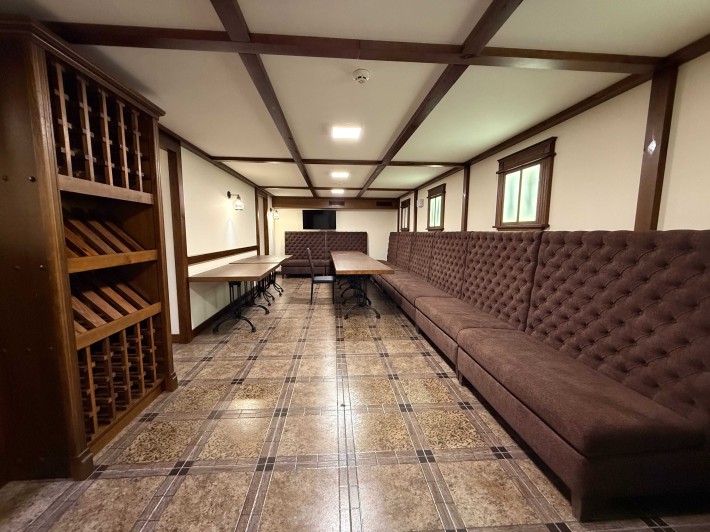 Продам помещение под бизнес в центре с ремонтом и новым оборудованием! - фото 1