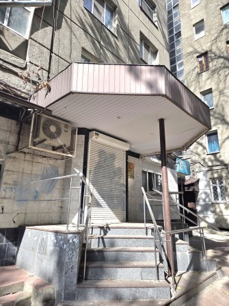 Продам помещение в Центре  метро пл. Конституции - фото 1