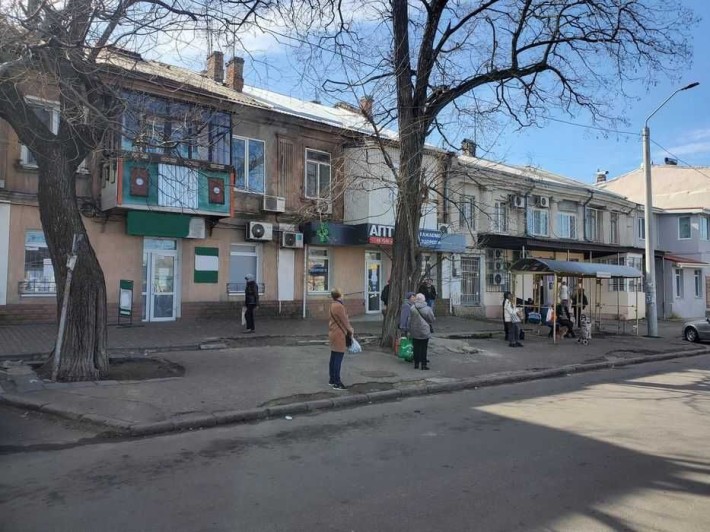 Продам магазин офис салон, напротив Нового рынка в Одессе 60 кв.м. - фото 1