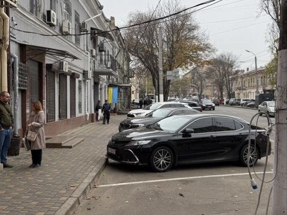 Фасадное коммерческое помещение ул.Бунина Одесса