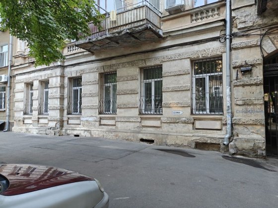 Продажа фасадного помещения в Центре - 125тыс Одесса