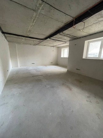 Продаж приміщення з ремонтом 226 м² в Новобудові по вул. Зеленій - фото 1