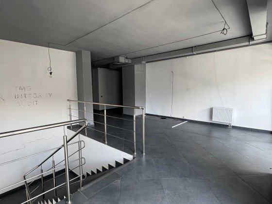 Продаж комерційного приміщення Героїв Упа 73.Фасад. Львів