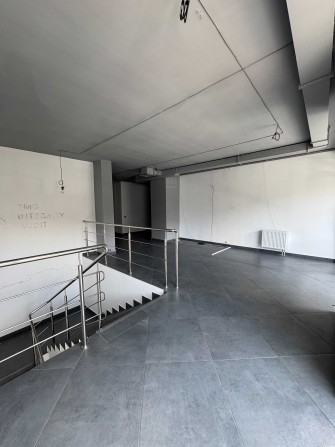 Продаж комерційного приміщення Героїв Упа 73.Фасад. - фото 1