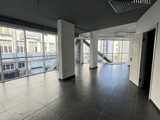 Продаж комерційного приміщення по Вул.Героїв Упа 73. Львів