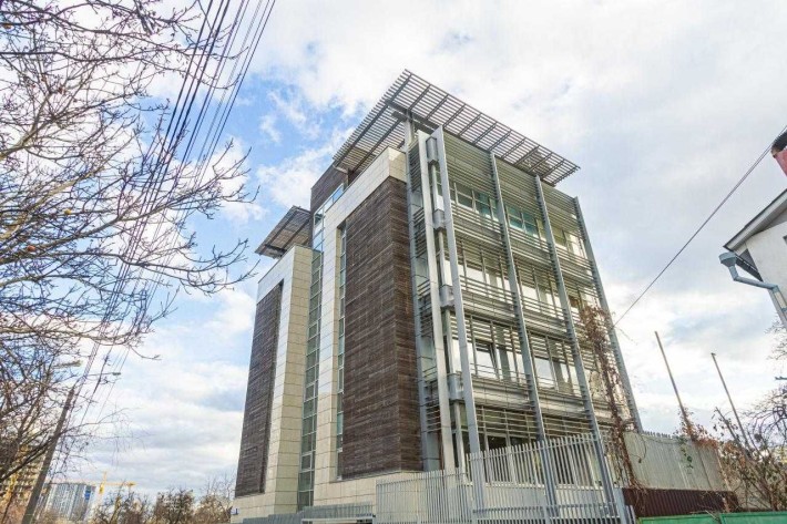 Продажа здания 1166м2 в Печерском районе, Дружбы Народов - фото 1