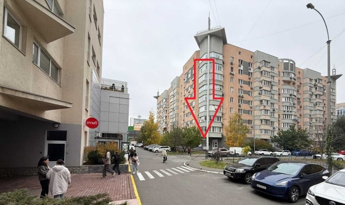 Приміщення 97 кв.м. Метро Лівобережна, Раїси Окіпної - фото 1