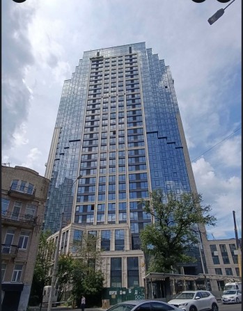 Нежиле приміщення 4722 м2 в центрі, новий будинок, A136 - фото 1