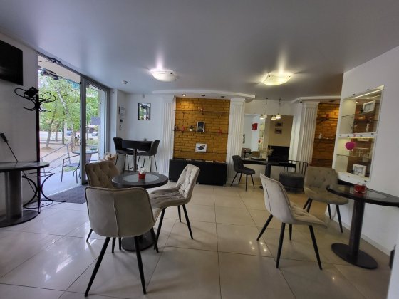 Продам помещение  кафе возле метро 23 Августа красная линия Харків