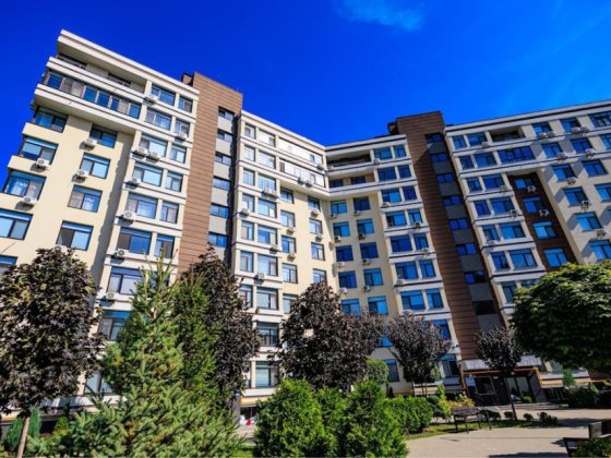 Комерційна нерухомість 20м2 у закритому ЖК, понад 10 000 мешканців Киев