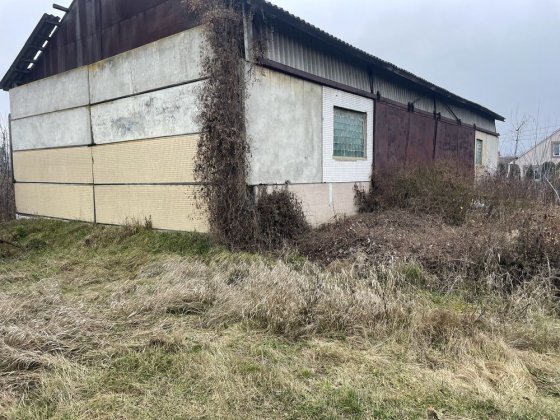 Продается приміщення під СТО Гайсин