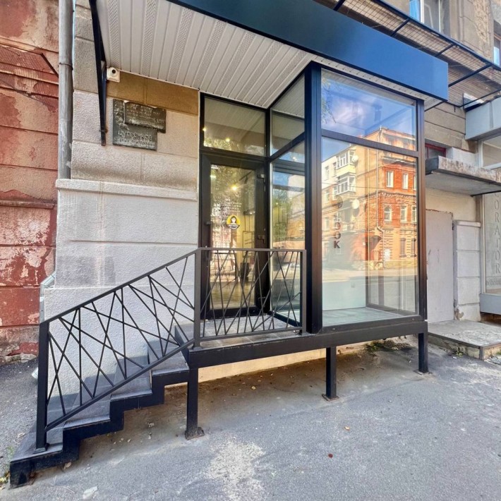 Продам помещение офис шоу-рум Центр Университет Чернышевская - фото 1