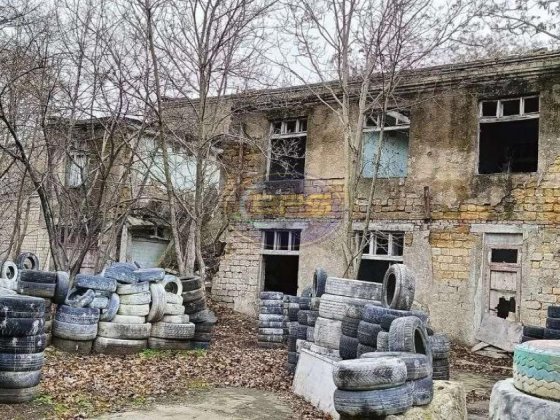 Комерційна будівля під реконструкцію на Слобідці Одеса