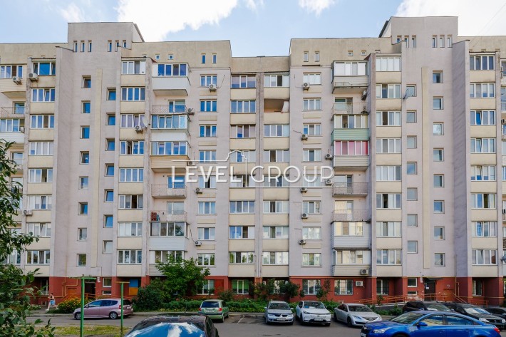 Фасадне приміщення 130 м², Гамаліївська 34, Подільський район - фото 1