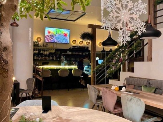 Продам бізнес кафе Кловський узвіз 7 Печерський метро Кловська Киев