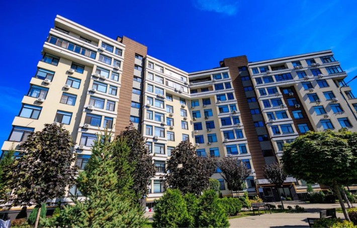 Продаж комерції 40 м² в ЖК понад 4500квартир! - фото 1