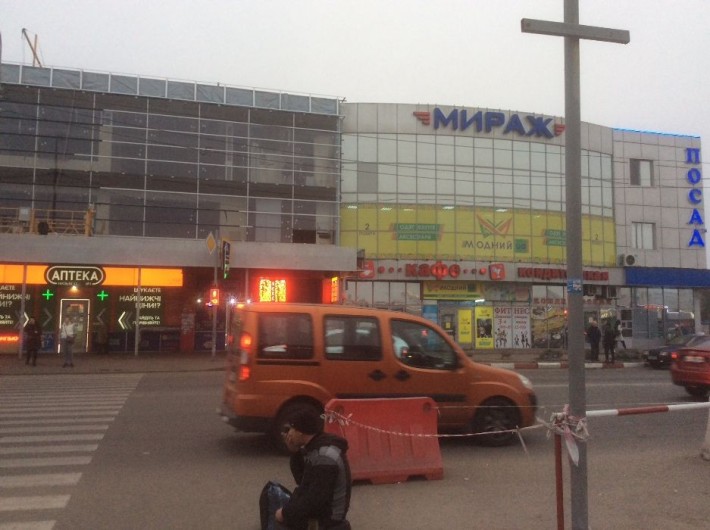 Продается часть отдельно стоящего здания по красной линии - фото 1