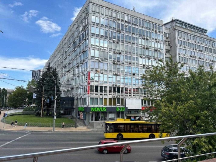 Продаж / Торгівельна площа / Солом'янський / Липківського / 652 м2 - фото 1