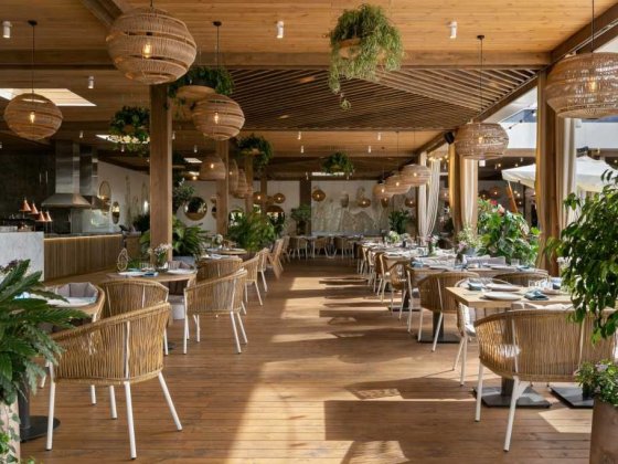 Без комиссии • Угловой фасад на Ак Глушко • 7 соток • Под любой бизнес Одеса