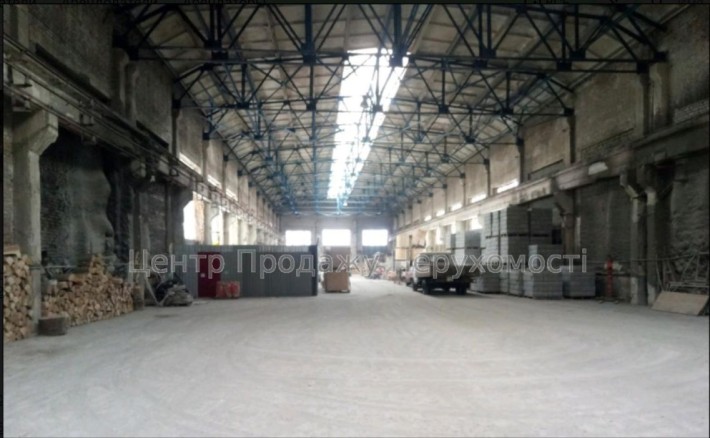 Продам комерційну нерухомість (виробничу, склади,офіси і т.д.) - фото 1