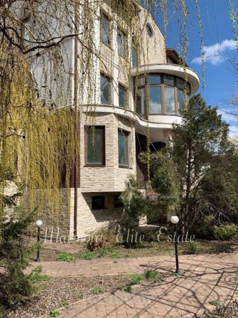 Фасадное здание 1157 м ул Люстдорфская дорога - фото 1