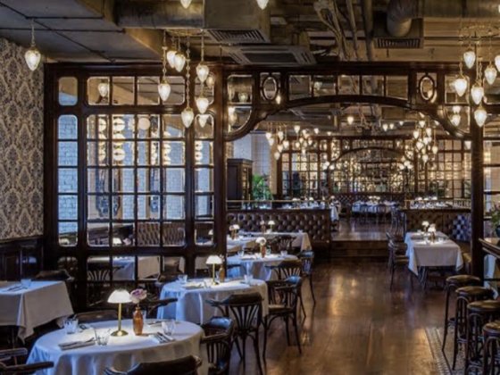 Продам ресторан и отель в центре Харків