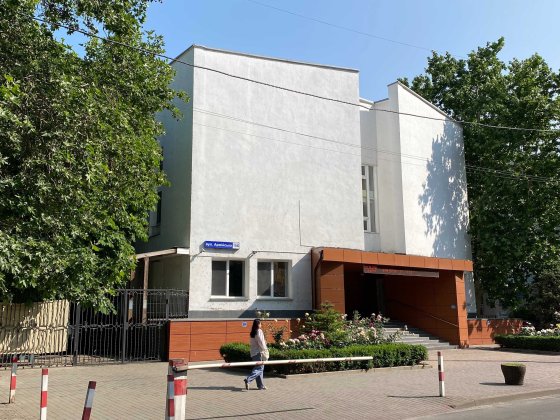 Здание свободного назначения в приморском районе Одесса
