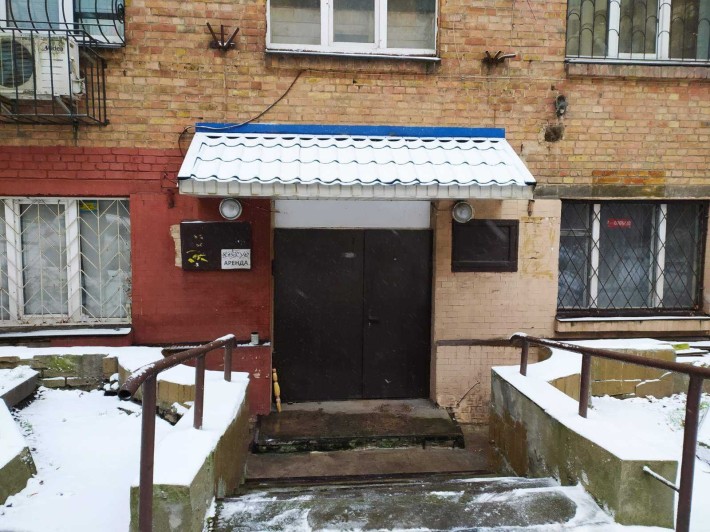 Фасад 152квм Комерція Офіс Магазин Центр Клініка Золотоустівська 51 - фото 1