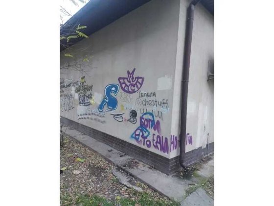 Частина нежитлової, 36,5 кв. м, просп. Оболонський, 5Б Киев