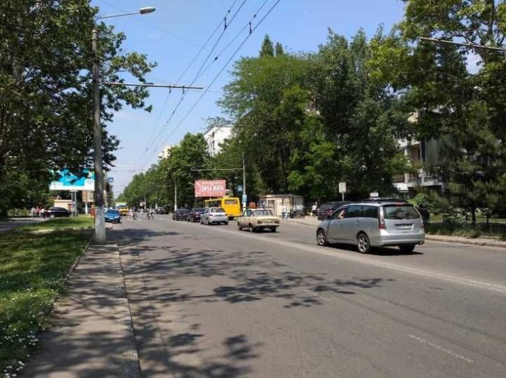 Без комиссии  Здание 100 м кв •   3 сотки •  р-н Площади Деревянко - фото 1