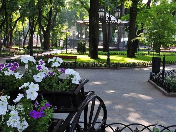 Фасад   на перекрестке  в  историческом центре! Одеса