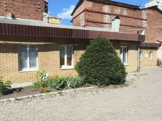 G4 Продам помещение 112м2 + 2 бокса по 56м2  по ул Молочной - фото 1