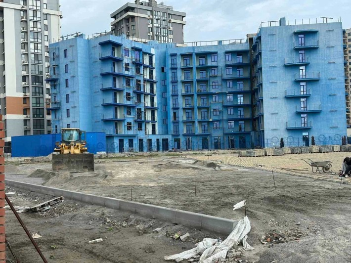 Фасадное помещение на Таирово. Проспект Небесной Сотни. 1S75 - фото 1