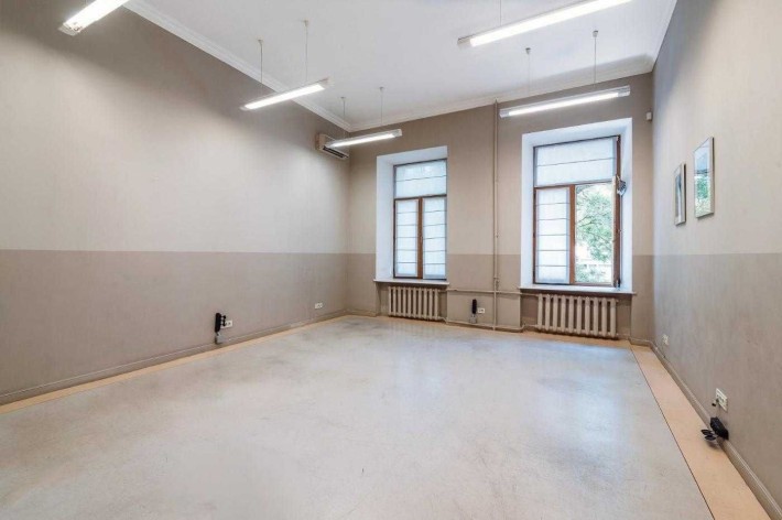 Продам офис в центре Одессы. Соборная площадь. Кабинетная система 1V33 - фото 1