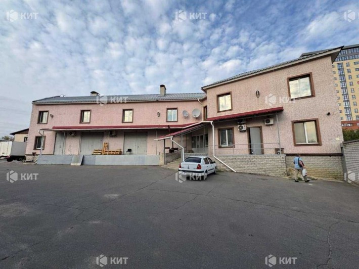 Продажа комплекса зданий в центре города, общая площадь 3000м2, 130122 - фото 1