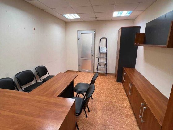 Продажа помещения с мебелью на Салтовке 1-й этаж свой вход 70м2! Харків