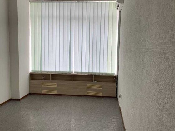 Продам офіс в бізнесцентрі Харківа або поміняю на автомобіль. Харьков