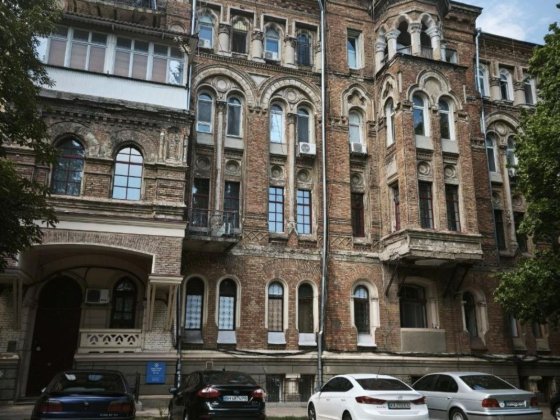 Центр города! Продам мини-отель 190 кв.м. на 5 действующих номеров Одесса