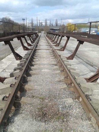 Продажа ЖД-ветки с бетонной площадкой 1,5 Га, район ХТЗ - фото 1