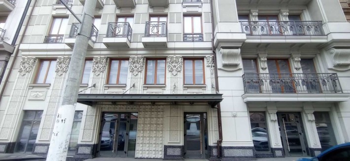 Продам Отдельно стоящее здание 10 этажей 3790м2 бизнес офис Апартамент - фото 1