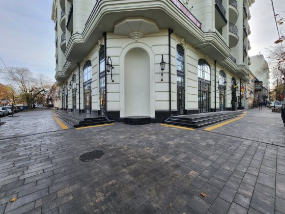 Фасадное помещения в центре.М.Арнаутская/Гимназическая.Без комиссии Одеса