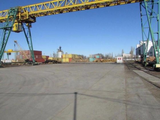 Промисловий майданчик в пром. зоні Одесса