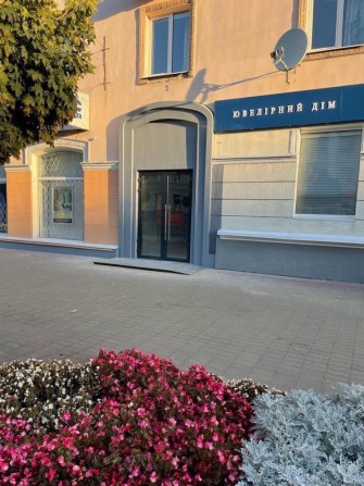 Центр міста.Комерційне приміщення у топовій локації. - фото 1