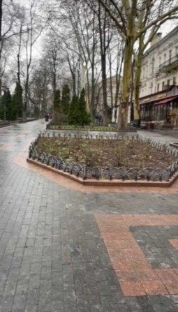 Торговое помещение в центре города - фото 1