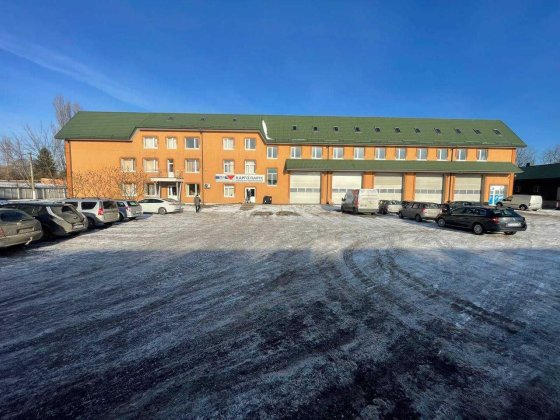 Продаж масштабного бізнес-комплексу з автономією та доходом 1,21 га Рованцы