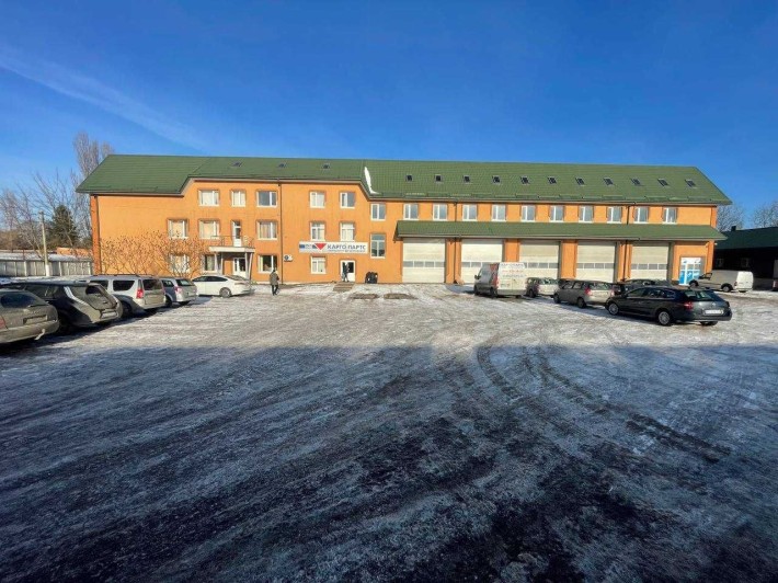 Продаж масштабного бізнес-комплексу з автономією та доходом 1,21 га - фото 1